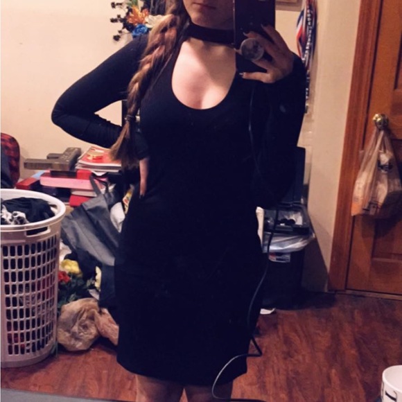 Express Longsleeve Bodycon Keyhole Dress - Picture 1 of 9